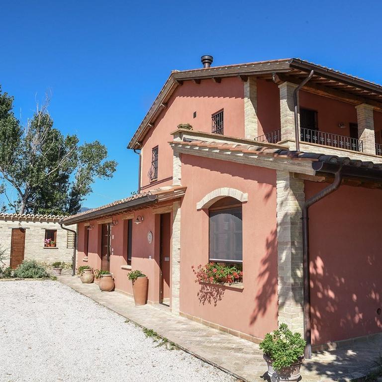 Bed and Breakfast La Casa Dei Tigli à Cannara Extérieur photo